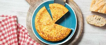 Хачапури с домашним сыром Хачапури с домашним сыром