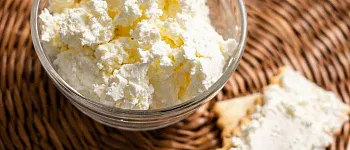 С чем есть творог: полезные сочетания и вкусные рецепты С чем есть творог: полезные сочетания и вкусные рецепты